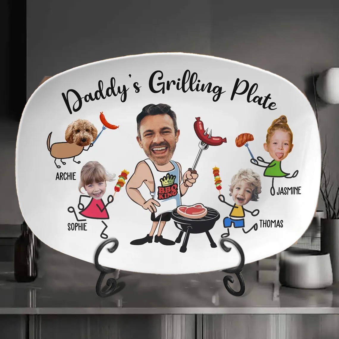 Personalisierte Grillplatte mit Namen und Foto der Kinder – das perfekte Vatertagsgeschenk für den Grillkönig-Papa