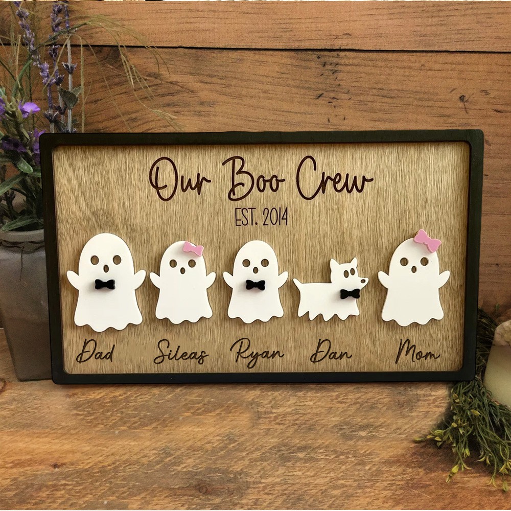 Personalisiertes Halloween-Holzschild „Unsere Geisterfamilie“ – Bauernhausdeko