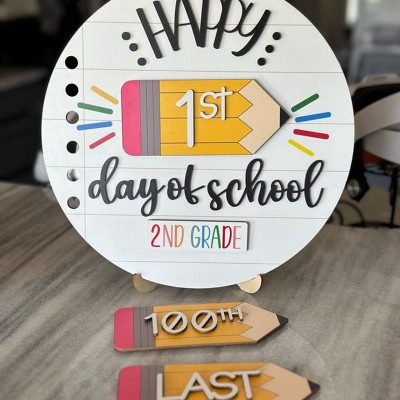 Personalisiertes austauschbares Schulschild zum 1. Schultag Foto-Requisite
