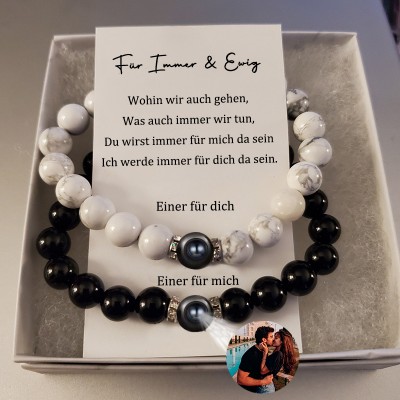 Personalisierte 2 Pcs magnetische Fern-Armbänder mit Foto Projektion für sie ihn Jahrestag Geschenk