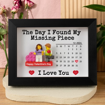 Der Tag, An Dem Ich Mein Fehlendes Teil Fand Personalisiertes Paar-Minifiguren-Kalender-Rahmen Als Valentinstagsgeschenk