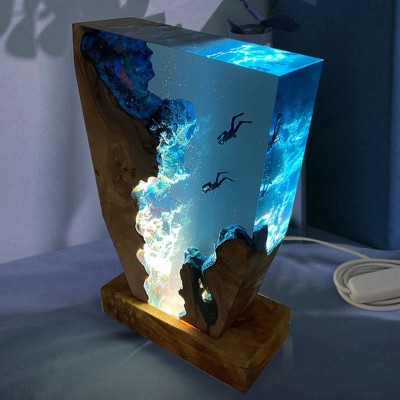 Ozean Paar Tauchen Exploration Harz Lampe Kunst Dekor für Valentinstag Weihnachten Geschenk