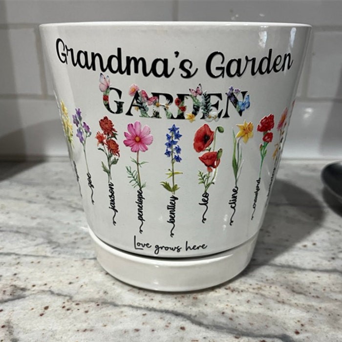 Pot de fleurs de naissance personnalisé du jardin de grand-mère avec le nom des petits-enfants pour les idées de cadeaux de Noël
