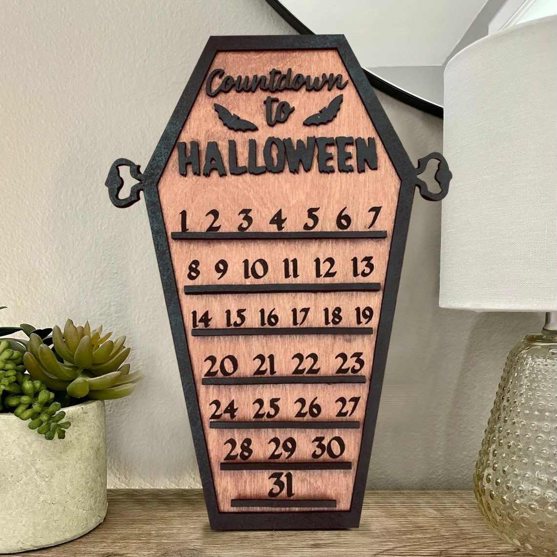 Panneau en bois avec calendrier du compte à rebours pour Halloween et fantôme mobile