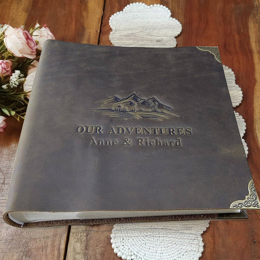 Notre livre d'aventures Album photo personnalisé en cuir Idées cadeaux pour la Saint-Valentin ou un anniversaire