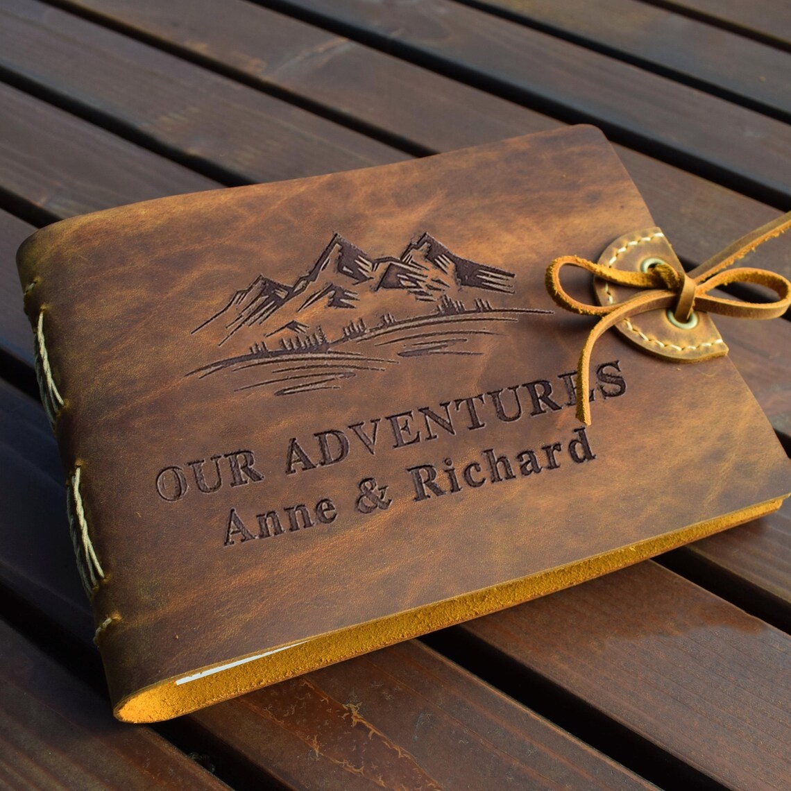 Notre livre d'aventures Album photo de voyage personnalisé en cuir Idées cadeaux pour la Saint-Valentin et les anniversaires