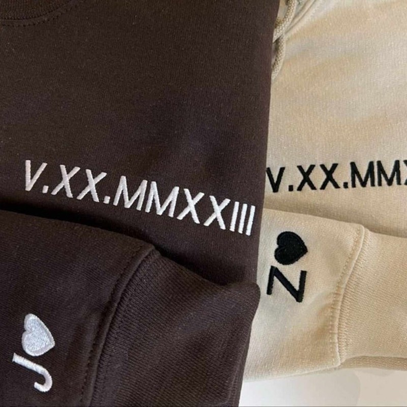 Sweat-shirt personnalisé en chiffres romains brodé Cadeau d’anniversaire pour la Saint-Valentin pour couple
