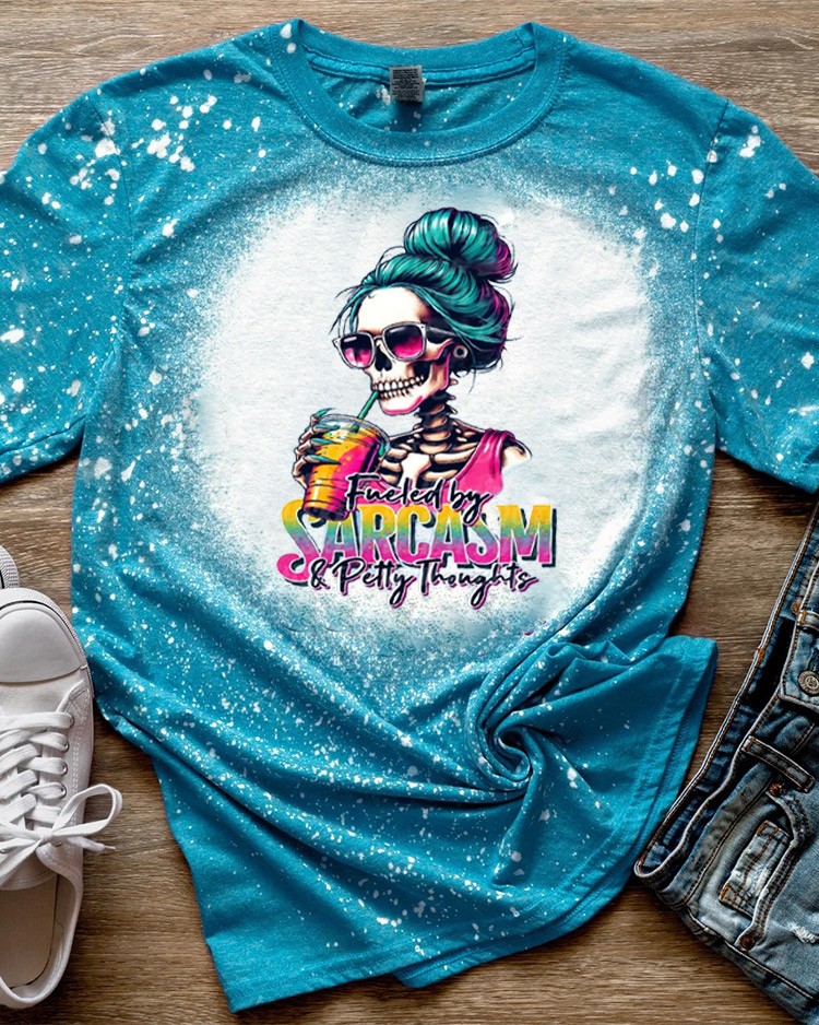 Alimenté par le sarcasme Snarky Sweatshirt à capuche pour les idées cadeaux d’Halloween