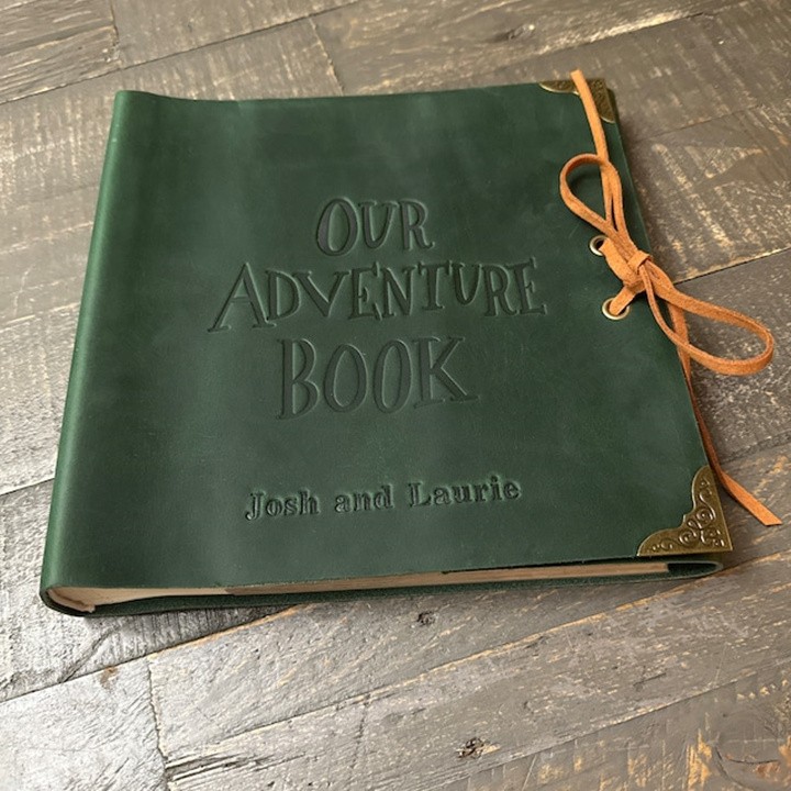Notre livre d’aventure Album photo en cuir personnalisé Album Scrapbook pour le cadeau d’anniversaire de la Saint-Valentin