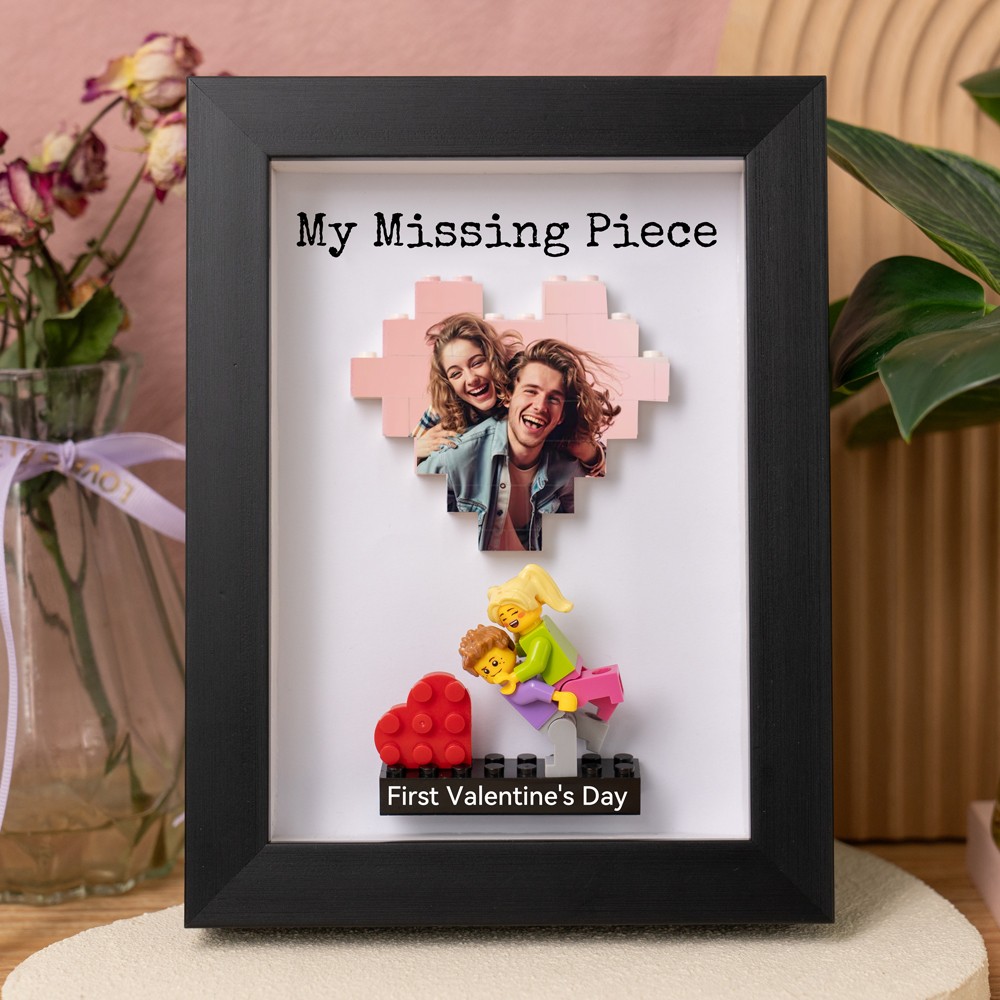 Custom Couple Mini Figures Frame For Valentine's Day Gift