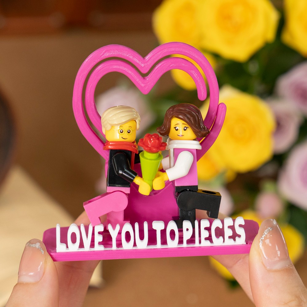 Figurines Miniatures de Couple Personnalisées avec Prénoms à Elle et Lui Cadeau pour la Saint-Valentin