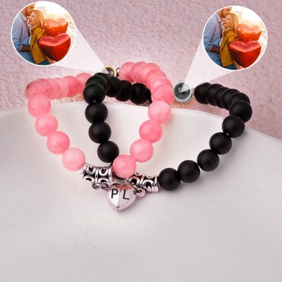 Bracelets de couple en pierre de projection personnalisés avec motif magnétique assorti pour un cadeau d'anniversaire