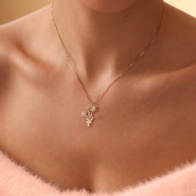 Collier de bouquet de fleurs de naissance personnalisé pour les idées de cadeaux de maman de demoiselle d'honneur post-partum