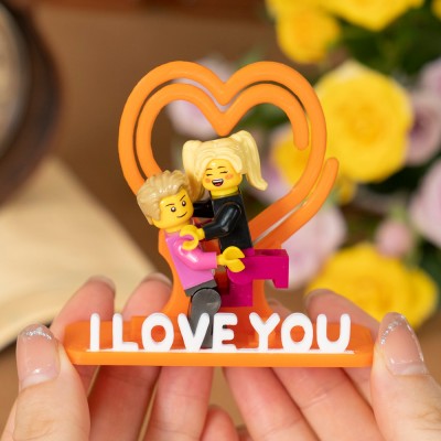 Figurines Miniatures de Couple Personnalisées avec Prénoms à Elle et Lui Cadeau pour la Saint-Valentin