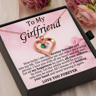 Collier prénom gravé coeur personnalisé avec 2 pierres de naissance pour les cadeaux de couple
