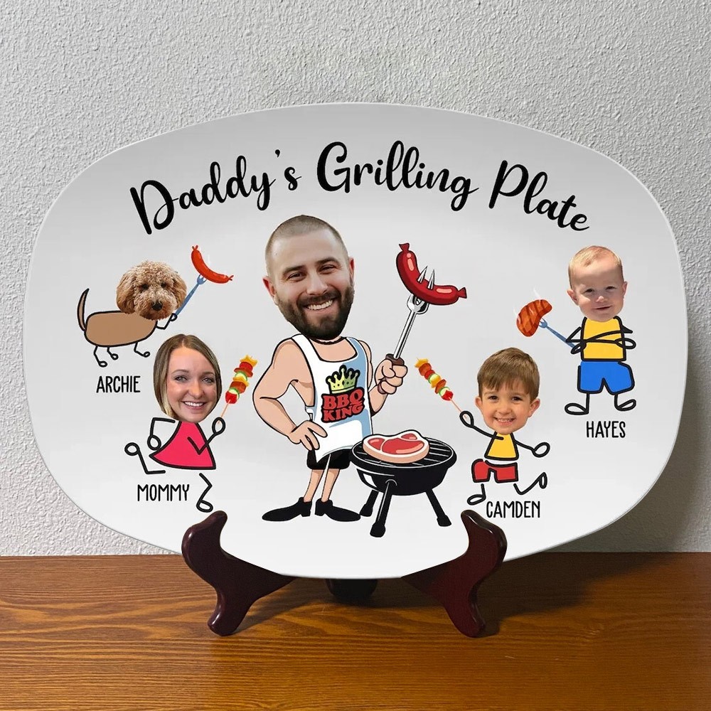 Custom Daddy's Grilling Plate with Kids Name and Photo for BBQ King Dad Father's Day Gift