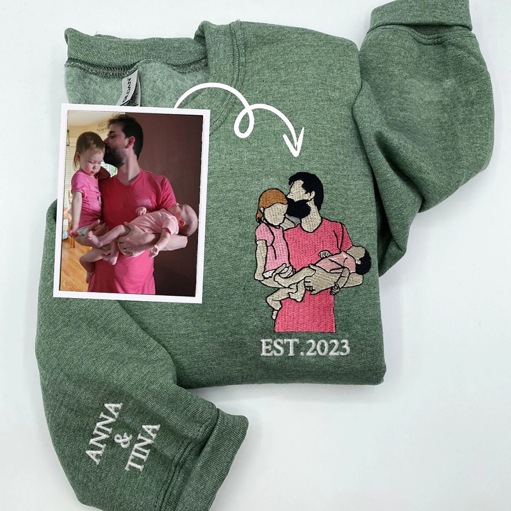 Custom Embroidered Dad Sweatshirt With Photo and Kids Name On Sleeve For Father's Day Gift