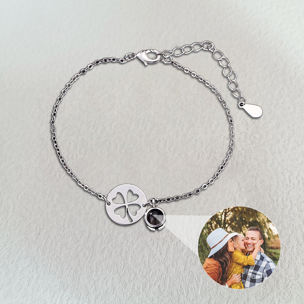 Personalized Four-Leaf Clover Projection Bracelet With Photo Inside For Family Valentine's Day Gifts