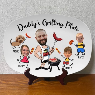 Custom Daddy's Grilling Plate with Kids Name and Photo for BBQ King Dad Father's Day Gift