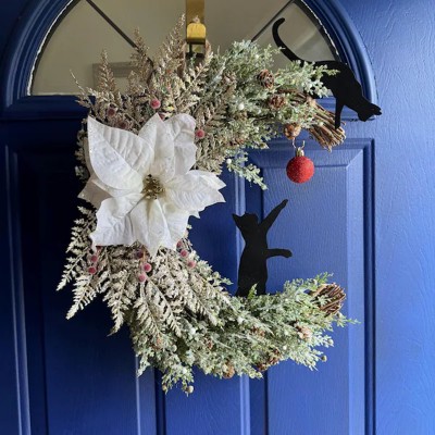 Christmas Black Cat Wreath