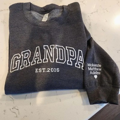 Custom Embroidered Dad Sweatshirt With Kids Name On Sleeve For Dad Grandpa Father's Day Gift