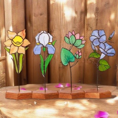 Personalized Birth Month Flower Garden Plant Stake For Mom or Grandma Gift