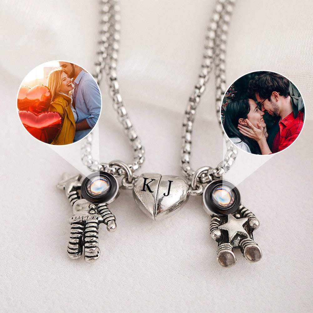 Personalised Astronaut Magnetic Matching Necklace With Photo Projection For Lovers Valentine's Day