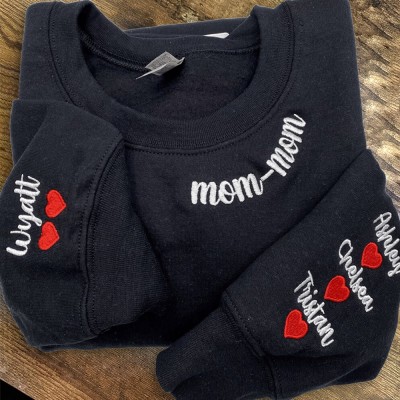 Custom Embroidered Mum Sweatshirt with Kids Names on Sleeve For Mum Grandma Mother's Day Gift